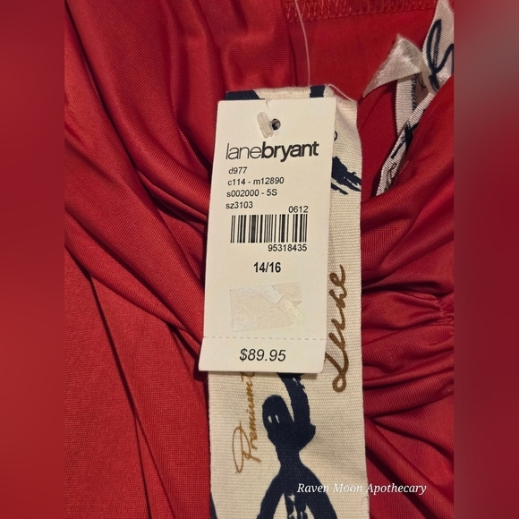 NWT Elegant Red  Gown Over the Neck - Picture 7 of 14